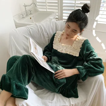 Ziemas Sieviešu Pidžamas Komplekti Flaneļa Silts Princese Sleepwear Mežģīnes Bieza Mājas Tērps Nakts Kleita Dāmas Apakšveļa Nighty Plus Izmērs XL