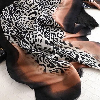 2019 Sieviešu Modes Zīmola Ombre Leopard Bārkstis Viskoze Lakatu, Šalli Jauns Dizains Print Mīkstās Wrap Pashminas Sjaal Musulmaņu Hijabs Snood