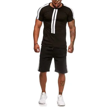 Vasaras vīriešu skriešanas tērps ar īsām piedurknēm, T-krekls un šorti