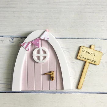 Mini Arkas ir Roku darbs, Gudrs rozā Pasaku durvju Pele caurums, miniatūras koka durvis ar stērste un individualizētu zīmi amatu