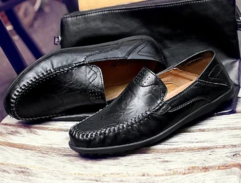 7092-Vīriešu apavi sieviešu apavi sporta apavi elpojoši apavi viegls šoks absorbcijas pavasarī un vasarā jaunas kurpes