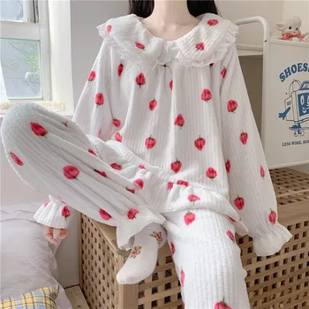 Japāņu Sweet Lolita Princese Pidžamas Komplekts Maiga Meitene Rudens Ziemas Coral Fleece Zemeņu Drukāt Pidžamas 1set Sleepwear Pidžamas