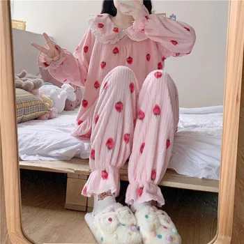 Japāņu Sweet Lolita Princese Pidžamas Komplekts Maiga Meitene Rudens Ziemas Coral Fleece Zemeņu Drukāt Pidžamas 1set Sleepwear Pidžamas