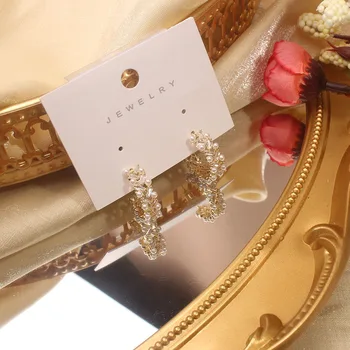 Japāna un Dienvidkoreja ir jauns dizains, modes rotaslietas C tipa vienkārši temperaments vara inkrustēts zircon white pearl sieviešu auskari
