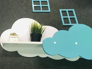 Koka konstrukcijas plaukts-cloud bērnistabai, dekori bērnu istabā
