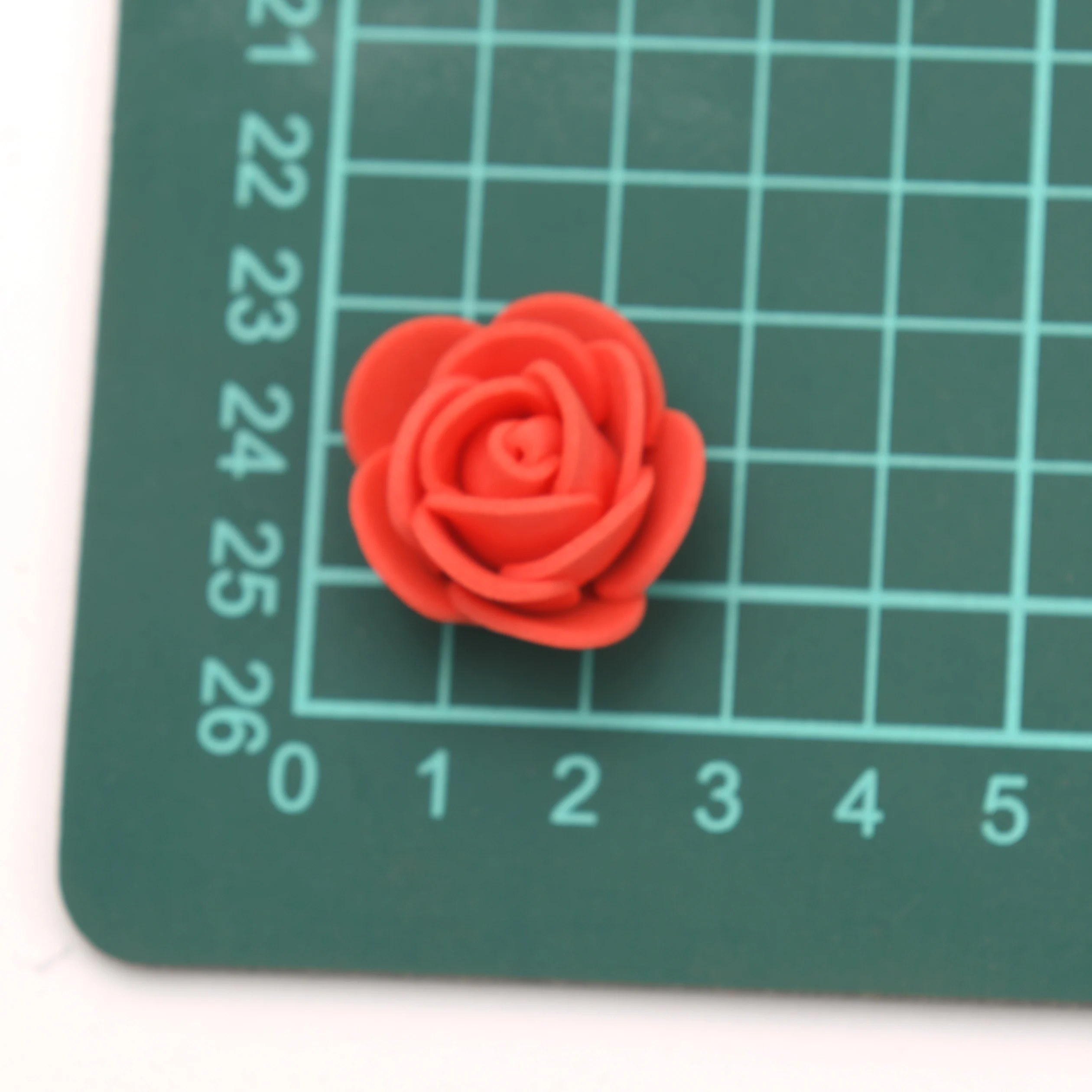 500PCS 2cm Mini Putu Rožu Mākslīgo Ziedu Ziedu Galvas, Kāzu Dekorēšana Albums DIY Vainags Ziemassvētku Viltus Rozes