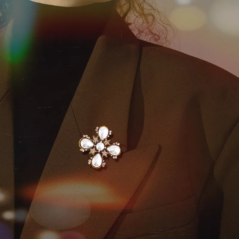 Luksusa zīmolu dizains Baroka Pērļu Broša Sieviešu Krekls, Jaka Savvaļas Pin Retro Krusta Apģērbu Aksesuāri piespraudes
