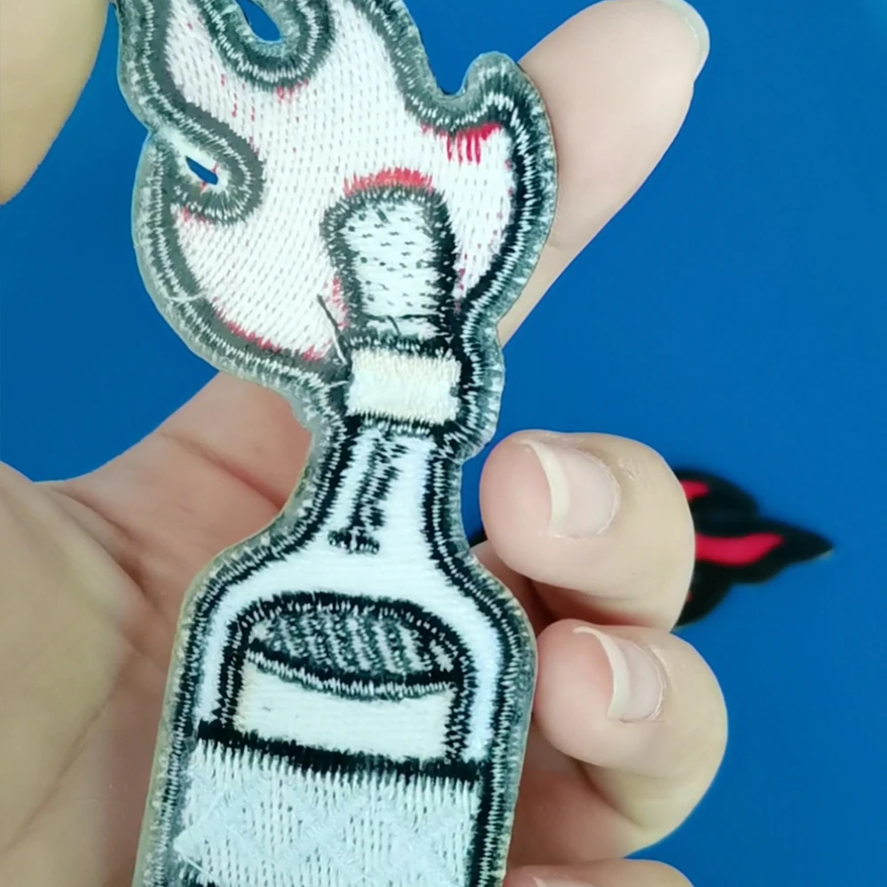 Lāpu Pudeli Izšuvumi Plāksteris Apģērbu DIY Aplikācijas Dzelzs par Ielāpus Žaketes Foršs Pieteikumu Punk Rock Svītru Bezmaksas Piegāde