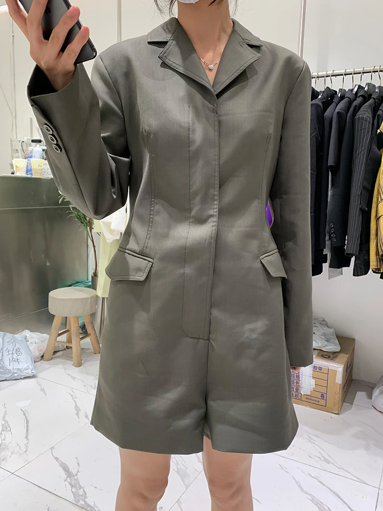 Catwalk stils bezmaksas piegāde atloks noslēptas pogas vidukļa brīvs brīvs uzvalks viengabala šorti dāmas gada rudenī jaunā stila personības