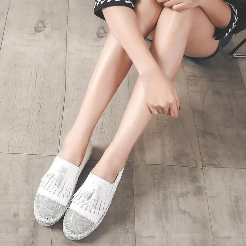 Dwayne 2019 Jauno Singlu Kurpes Sieviešu Dzīvokļos Korejas Modes Dimanta Rhinestone Pušķis Baltas Kurpes Savvaļas Platformas Kurpes Bārkstis Mokasīni
