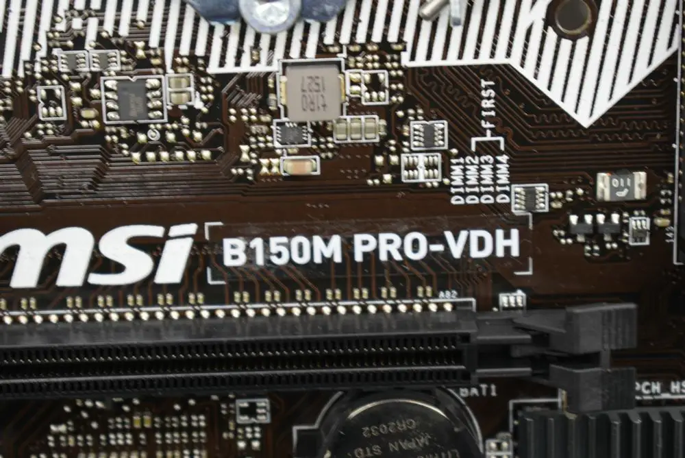 MSI B150M PRO-VDH LGA1151 DDR4 B150 spēli kuģa Sākotnējā Izmanto pamatplatē