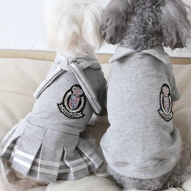 2019. gada Rudens un Ziemas Kleitas un Krekliņi Silts Apģērbs Suņiem Pelēka Krāsa Modes Pet Kleitas Modes Stila Suņu Apģērbi