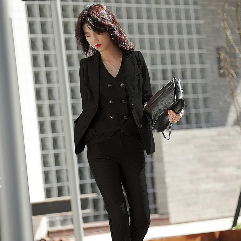 Ir 2021. Sieviešu Uzvalks Jauns korejiešu Stila Viena Pupiem, Maziem Uzvalks Jaka Britu Stils (Dungriņi) Fit Novājēšanu Trīs-Gabalu C16