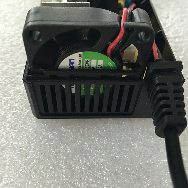 14.6 V 5.A Auto LifePO4 Baterijas Lādētāju Dzīves PO4 Akumulatoru, Elektrisko Instrumentu Dzesēšanas Ventilators