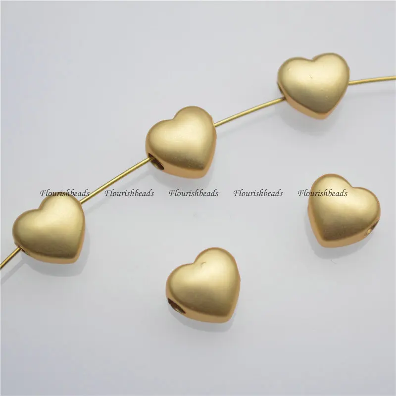 Anti-rūsas Nickle Bezmaksas 3mm Liels Caurums Zelta Pārklājumu Mini Cute Sirds Formas Pērles Modes Jewerly Dotības Fit Aproce