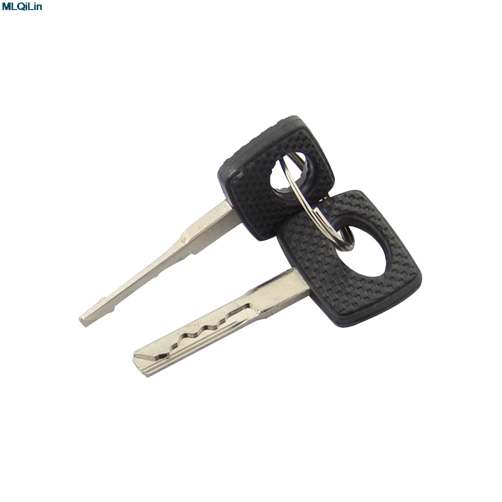 Jauns dizains, automašīnu aizdedzes atslēgu komplektu ar atsperes oriģinālās trunk boot Cilindru automašīnu durvju slēdzenes Anti-theft
