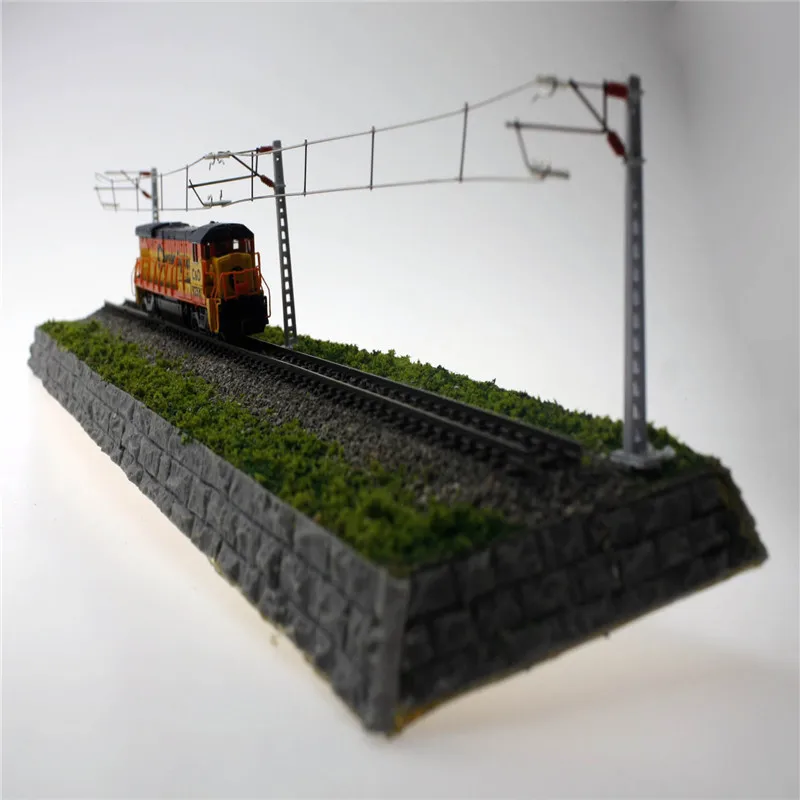 Vilciena Modeli Vienā Slejā Vienā Roku, Sazinieties Ar Tīkla Dzelzceļa Vilcienu Modeļu Simulācijas Miniatūras Smilšu Galda Aksesuāri, Rotaļlietas Skatuves
